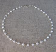 Halsband med sötvattenpärlor